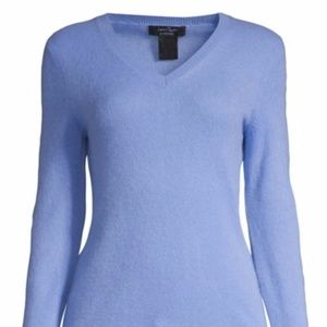 Lord & Taylor V-Neck Cashmere Sweater (EUC)